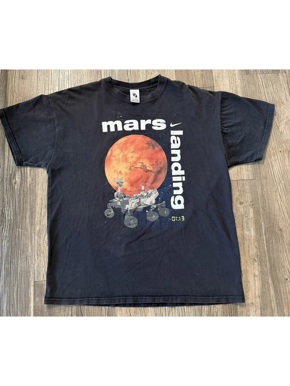 Nike Mars Landing Shirt Mens Graphic Air Max Crew Neck Size M